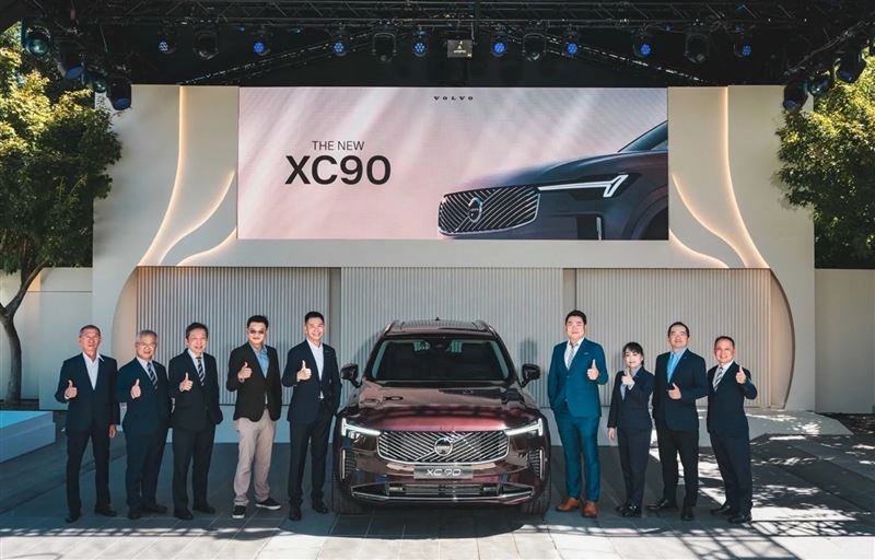 林裕凱、林傳凱傻傻分不清楚?台灣Volvo總裁林傳凱(左5)、大同集團林家第四代林傳凱(右4)現身Volvo新車發表會。(Volvo提供)