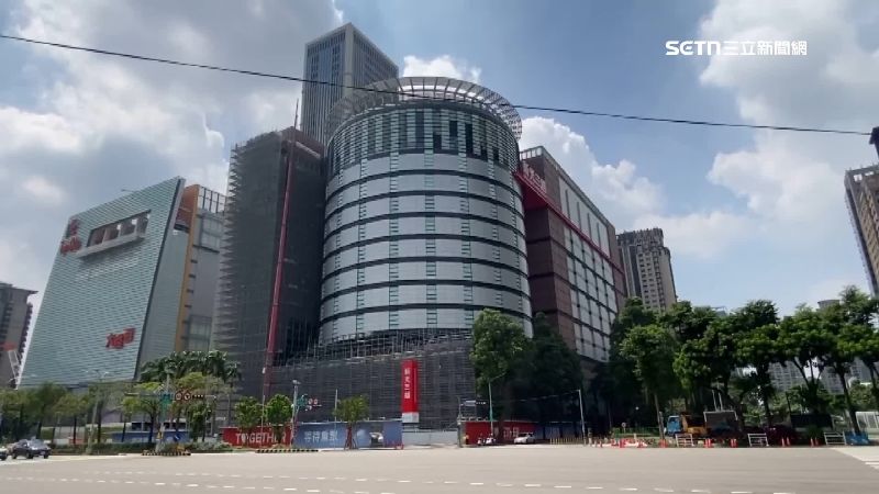 台中新光三越證實9月10日進貨，準備回歸百貨戰場。(圖／資料圖）