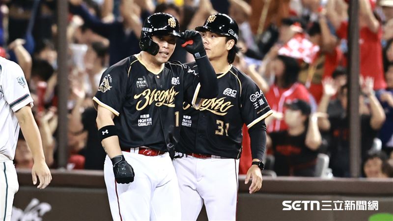 味全龍左外野手陳子豪敲單場3安2打點。（圖／記者劉彥池攝影）