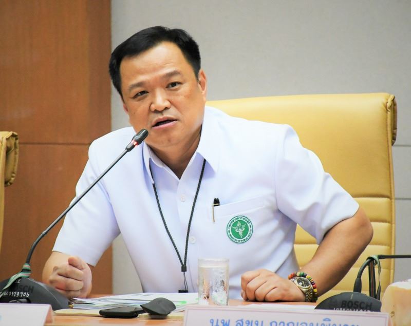 阿努廷在疫情期間擔任衛生部長，防疫表情獲得泰國民眾肯定。（圖／翻攝自X平台 @ThaiEnquirer）
