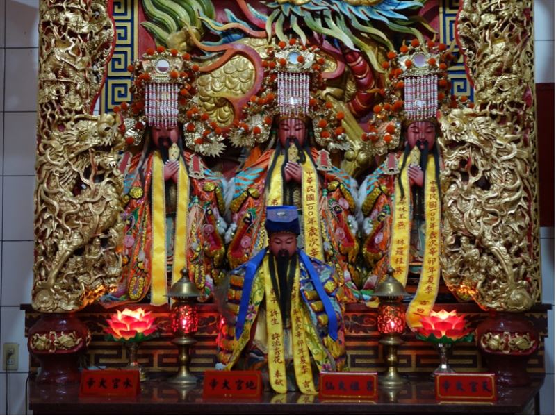 礁溪成功新村武聖廟三官大帝與呂祖大仙神像。(圖/翻攝自國家文化記憶庫)