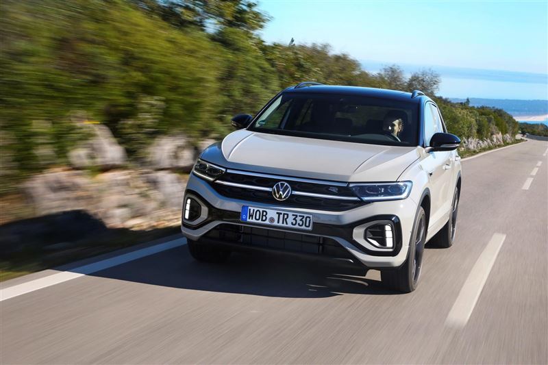 性能休旅 T-Roc R 更推出現金優惠價174.8萬元(原價182.8萬元)。（Volkswagen提供）