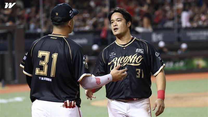 林智勝引退首戰退場，朱育賢提前破梗。（圖／味全龍提供）