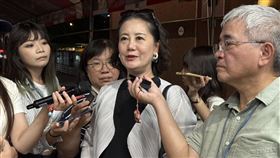 民進黨立委吳思瑤受訪，分享北市黨務座談內容。（圖／記者劉秀敏攝影）