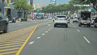 新舊車道標線乍看好幾條　駕駛怨非常錯亂