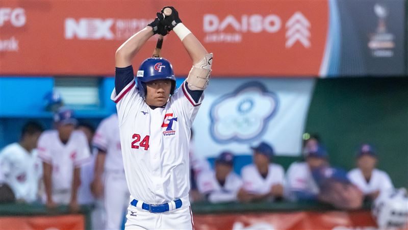 U18世界盃，台灣隊張育豪敲出再見安打。（圖／中華棒協提供）