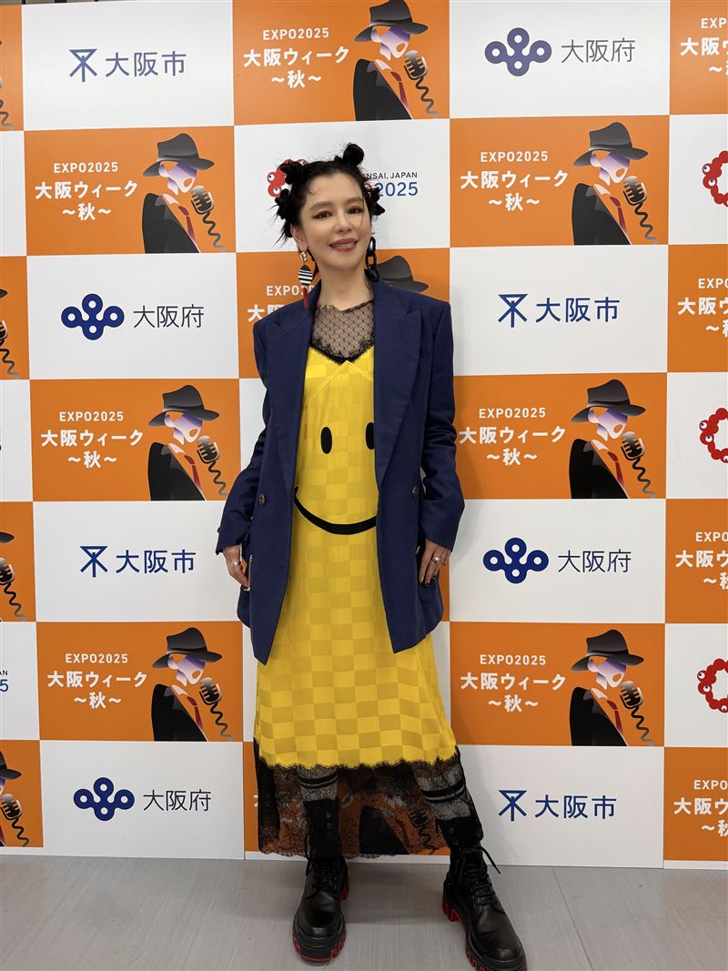 徐若瑄經典丸子頭回歸。（圖／威威巖提供）