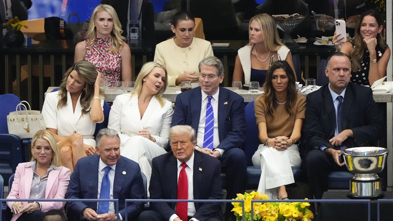 川普出席美網男單決賽　坐勞力士包廂觀賽
