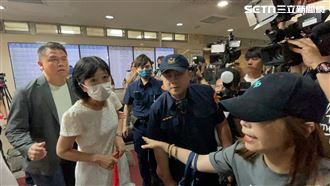 新/柯文哲將交保 陳佩琪「備1物」等候