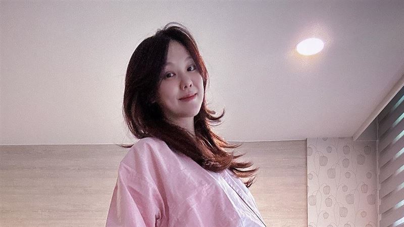 劉雨柔透露「女兒就是我的底線」。（圖／翻攝自臉書）