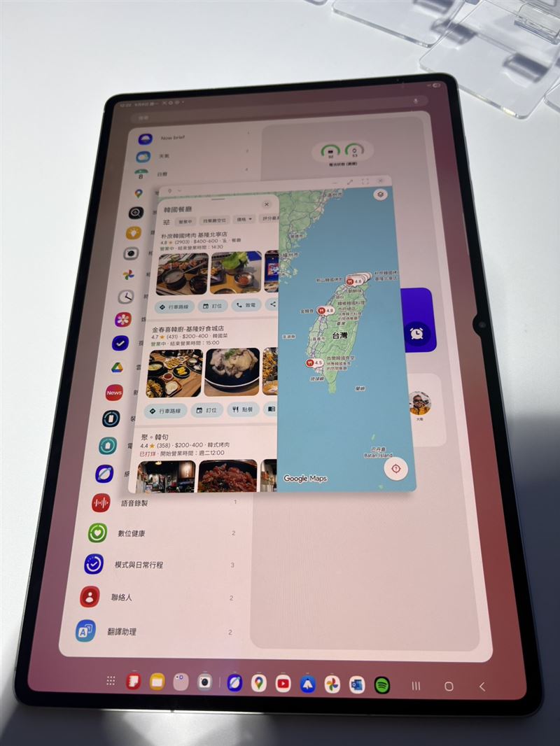 Galaxy Tab S11 Ultra以極致工藝打造,具備5.1mm纖薄機身,手感大幅提升。(圖/記者王文承攝影)