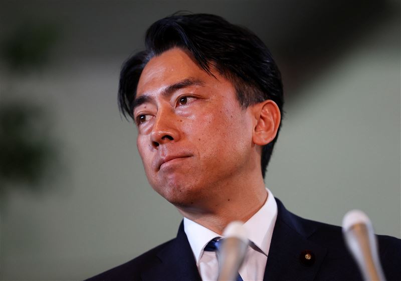另一名熱門人選小泉進次郎，是前首相小泉純一郎之子。（圖／路透社／達志影像）