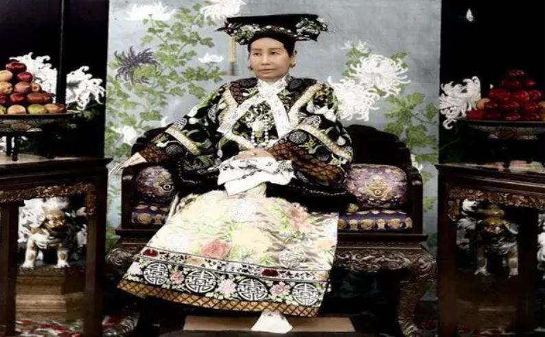 慈禧太后的真實照片。（圖／翻攝自百度百科）