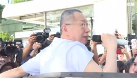 柯文哲上車前（圖／翻攝畫面）