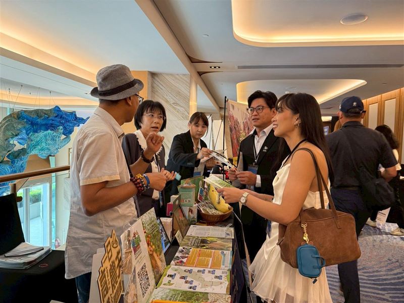 超過百位菲國旅遊相關業者出席推廣會，透過交流認識高雄農業之美。（圖／高雄農業局提供）