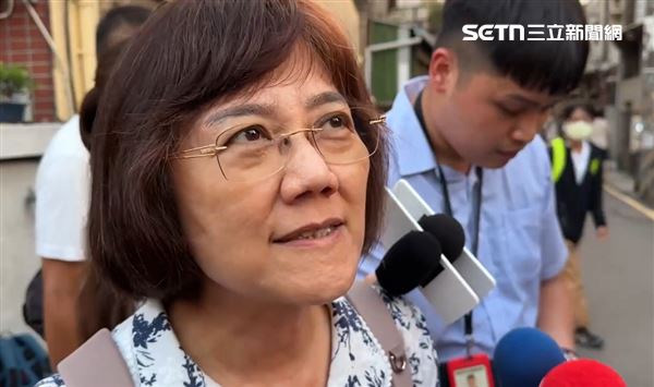 柯美蘭受訪，預估柯文哲週三可能會去看看已故的父親。（圖／翻攝畫面）
