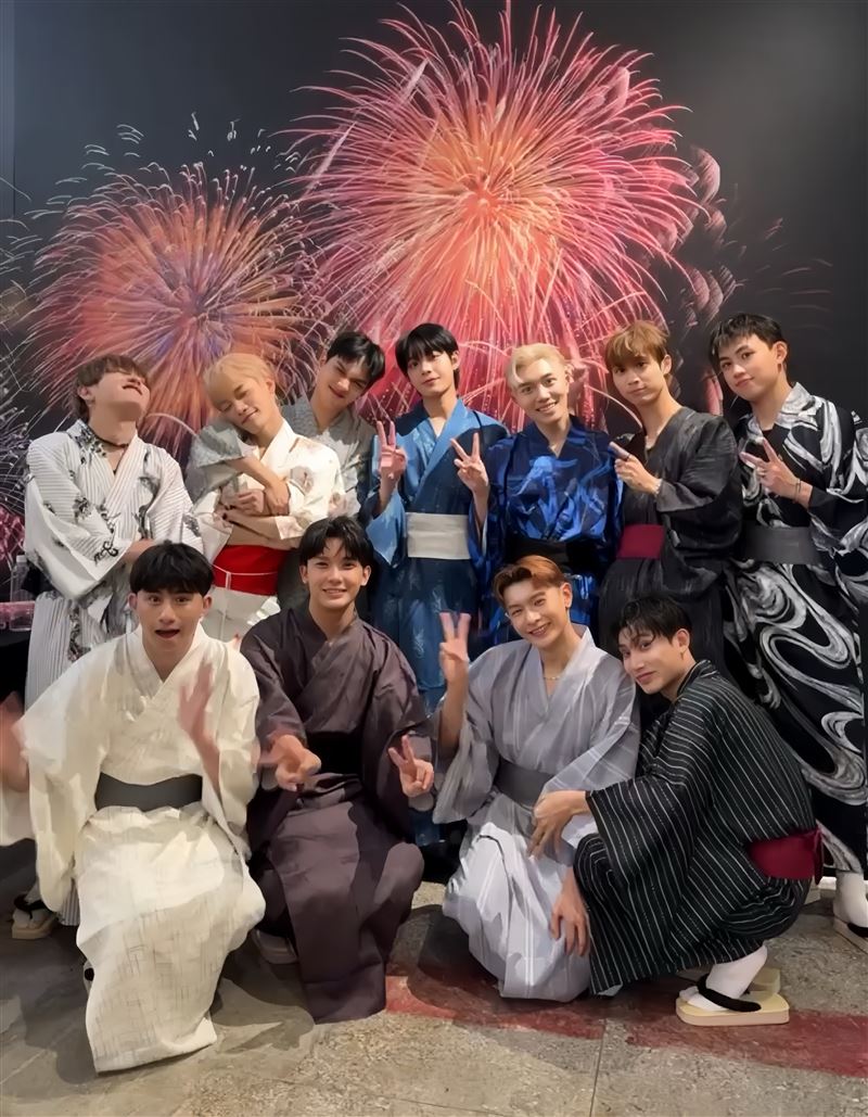 VERA、Saturnday換上浴衣，現身Dolfan納涼祭。（圖／So-net提供）