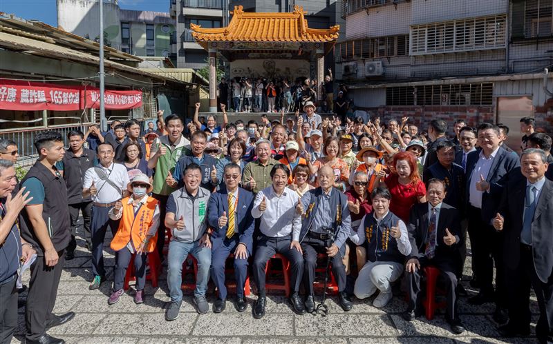 總統府曝光賴清德參訪行程的真實視角，反擊相關媒體報導。（圖／總統府提供）
