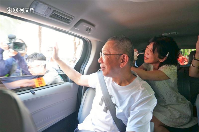 林智群律師表示，「民眾黨當然乾淨，錢都被阿北a走了，民眾黨也是被害人欸」。（圖／翻攝自柯文哲臉書）