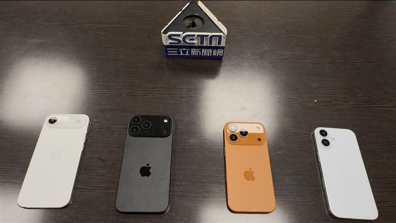iPhone 17系列新機正式登場,三大電信也推出預購時間、優惠。(圖/記者王文承攝影)