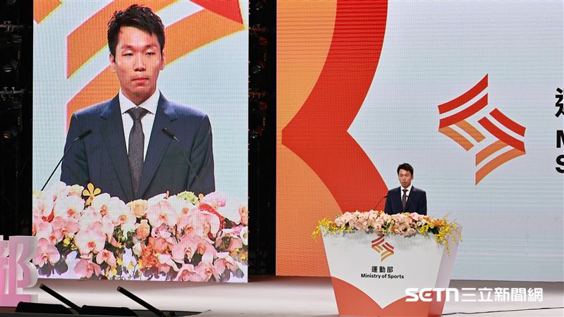 運動部正式揭牌，部長李洋致詞。（圖／記者劉彥池攝影）