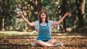 有活力、健康、快樂、開朗狀。（圖／Pexels）