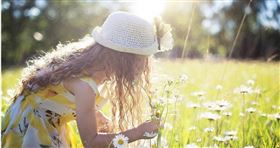 癌末男發現10歲女兒不是親生骨肉。（示意圖／Pexels）