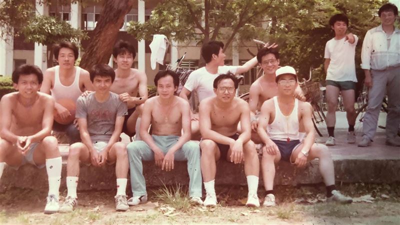 運動部今揭牌　賴清德「籃球隊前鋒」照曝