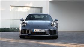 保時捷發表全新911 Turbo S。（PORSCHE提供）