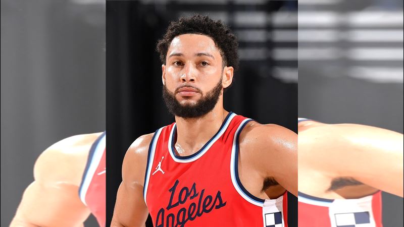 西蒙斯（Ben Simmons）下個賽季動向不明。（圖／翻攝自NBACentel X）