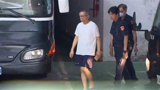 柯文哲土城做夢?前空姐砲民眾黨乾淨真相