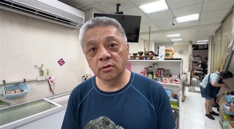 二代老闆蘇文興表示，柯爸、柯媽都是他們店內常客。（圖／翻攝畫面）