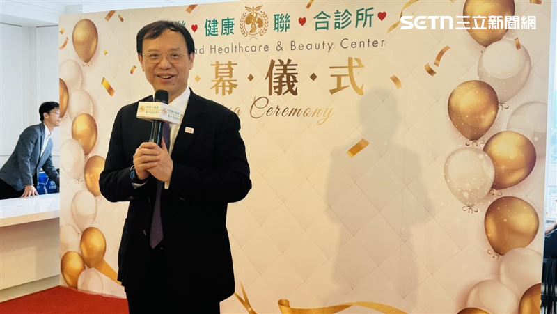衛福部長石崇良出席美聯健康聯合診所開幕典禮。（圖／記者柯美儀攝影）