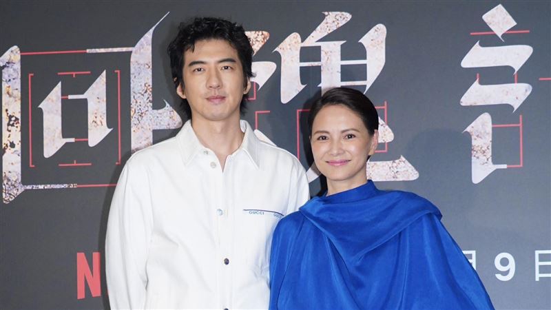 視帝「虐待少女」!戲外悄當爸嘆人格分裂