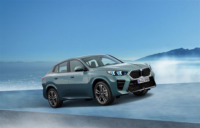 BMW X2融合跑格靈魂與前衛視覺張力。(BMW提供)
