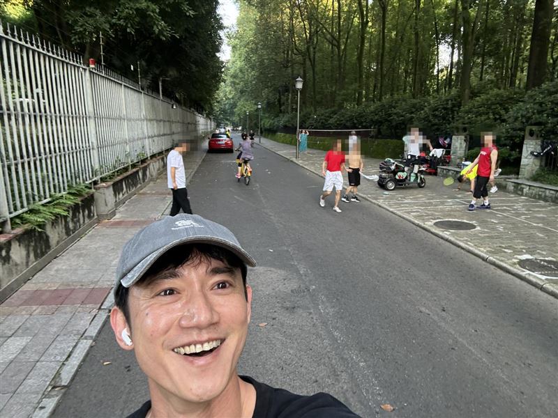 吳慷仁赴成都(圖/翻攝自吳慷仁臉書)