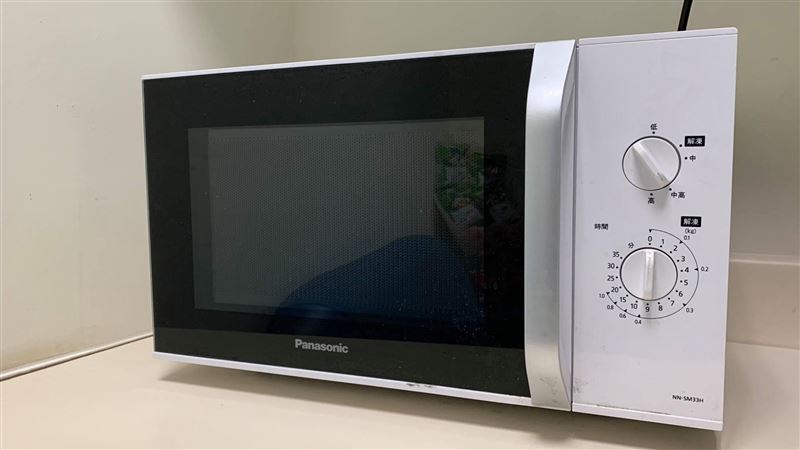 微波爐藏驚人細菌！「1習慣」恐全吃下肚