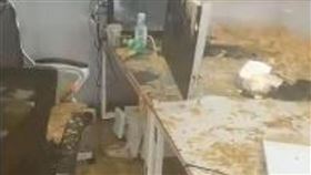 中國美術學院污水管炸裂「糞水傾瀉而下」！（圖／翻攝自微博）