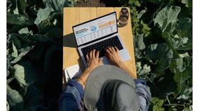 2025蘋果秋季發表／史上最低價！這款MacBook Pro大降價　僅限1天（圖／翻攝自bhphotovideo官網） 