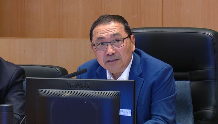 政院版《財政收支劃分法》修正草案，遭藍白立委以多數決議暫緩列入報告事項，對此，侯友宜表示行政院應該把精準的試算拿出來。（圖／翻攝畫面）