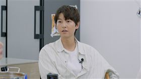 宋仲基、千玗嬉。（圖／翻攝自YT@나래식）