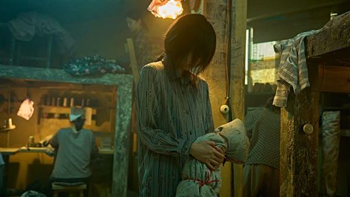 宋仲基女友登大銀幕「臉全無」導演傻眼