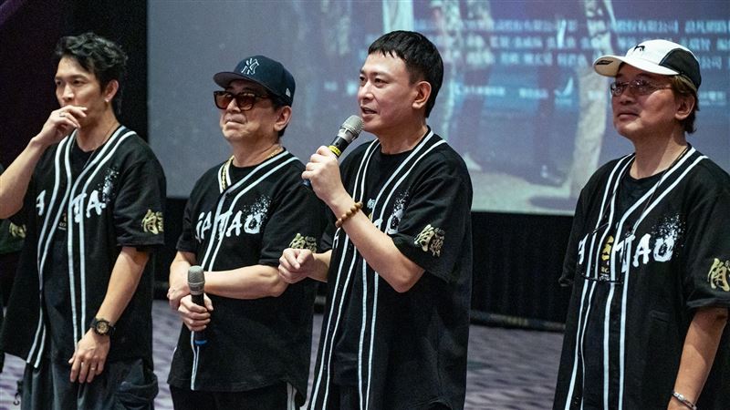 線上娛樂平台跨界合作　王識賢驚喜現身