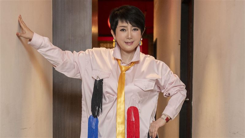 周思潔開唱倒數　服裝火辣「能露都會露」