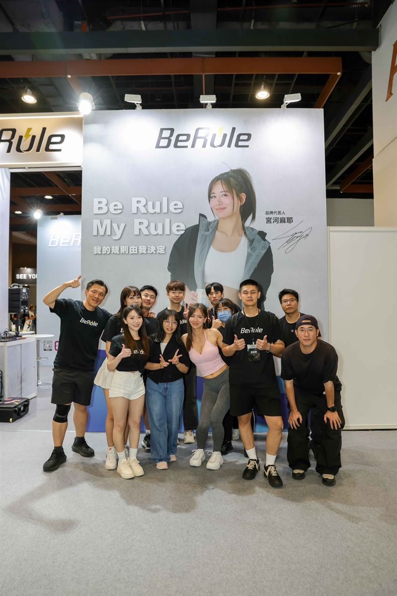 宮河麻耶於夢想盃和BeRule團隊的合照 （圖／主辦單位提供）