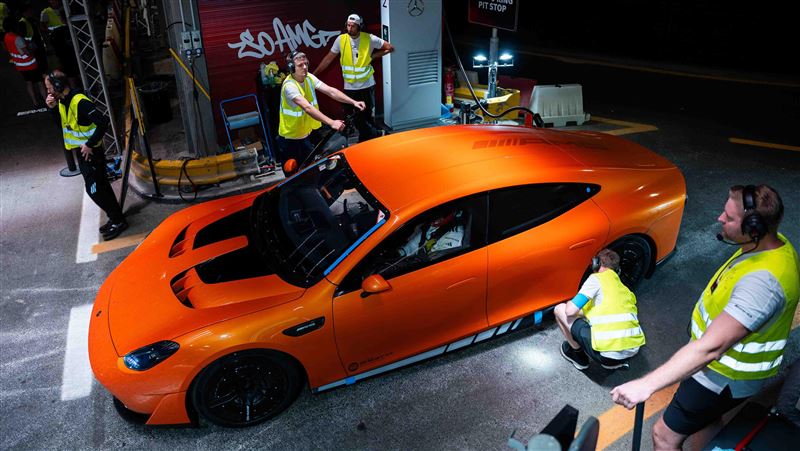 CONCEPT AMG GT XX只要約5分鐘，就能補進約400公里的續航電量。（圖／翻攝Mercedes-AMG網站）