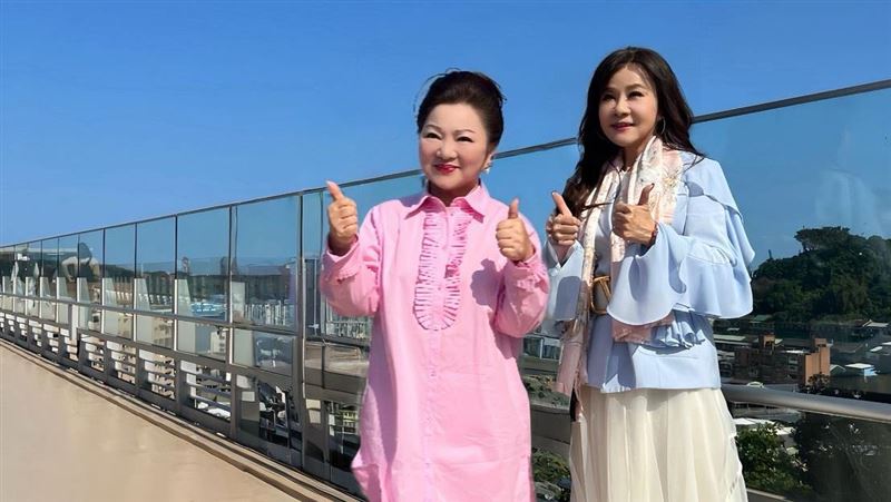 大咖天后為父辦告別式...難忘白冰冰暖舉