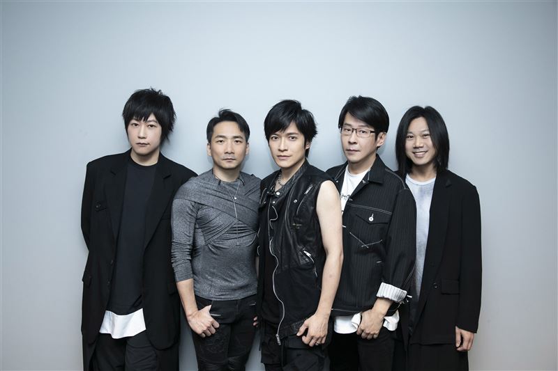 五月天將帶來超犀利趴限定脫口秀。（圖／相信音樂提供）