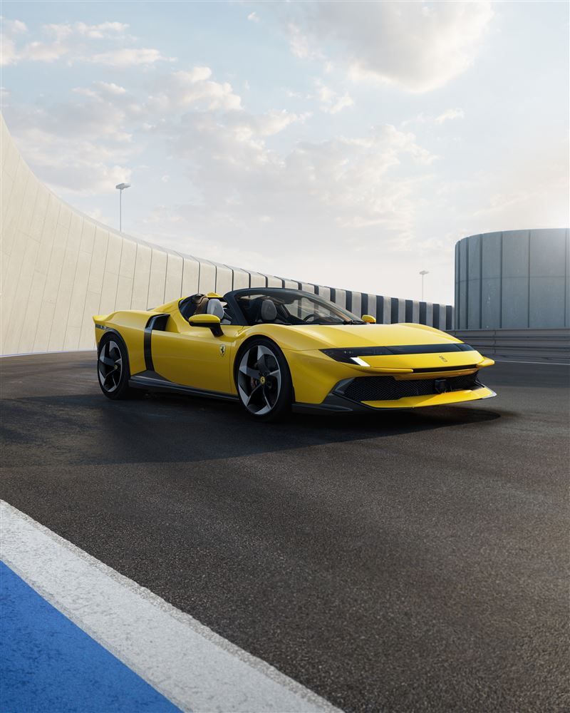 849 Testarossa Spider在時速45公里內，只要14秒就能完成開篷或收篷。（圖／Ferrari提供）