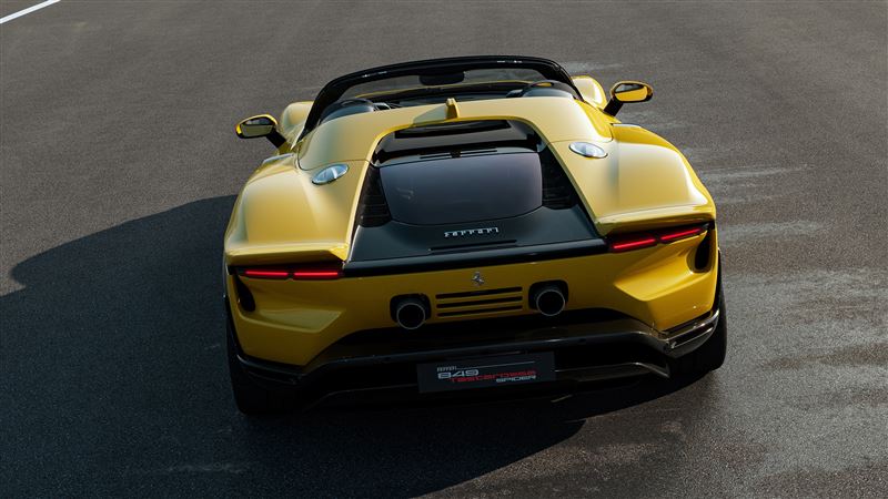 載後中置V8雙渦輪增壓引擎，單獨輸出就高達830 cv。（圖／Ferrari提供）